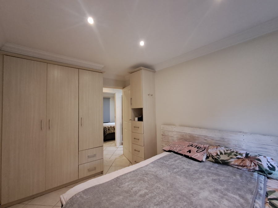 To Let 2 Bedroom Property for Rent in Jeffreys Bay Central Eastern Cape